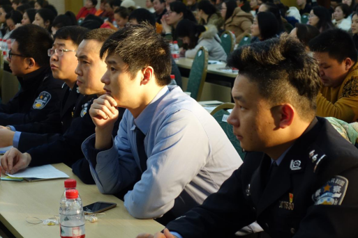 大渡口区举行拥抱新时代·践行新思想·实现